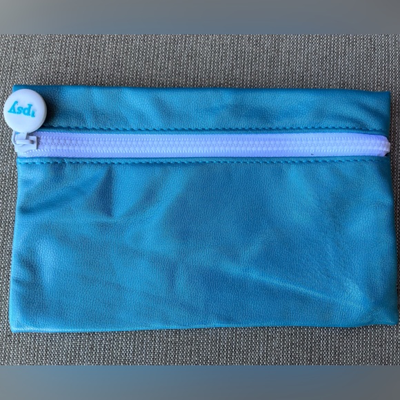 2 IPSY Pouches/Make up/Cosmetic Bags - Picture 5 of 6